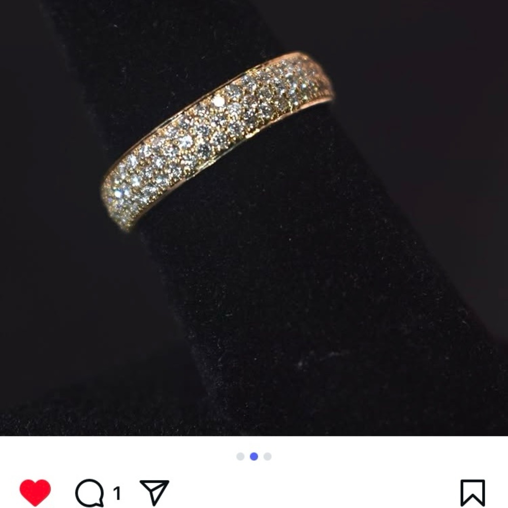 Elegant Gold with diamonds Ring